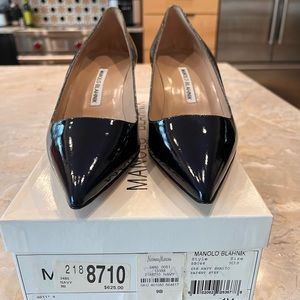 Manolo Blahnik Navy Patent Leather Pumps- like new